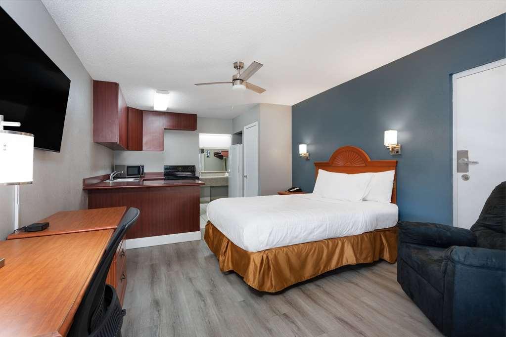 Baymont By Wyndham Marianna Hotel Quarto foto