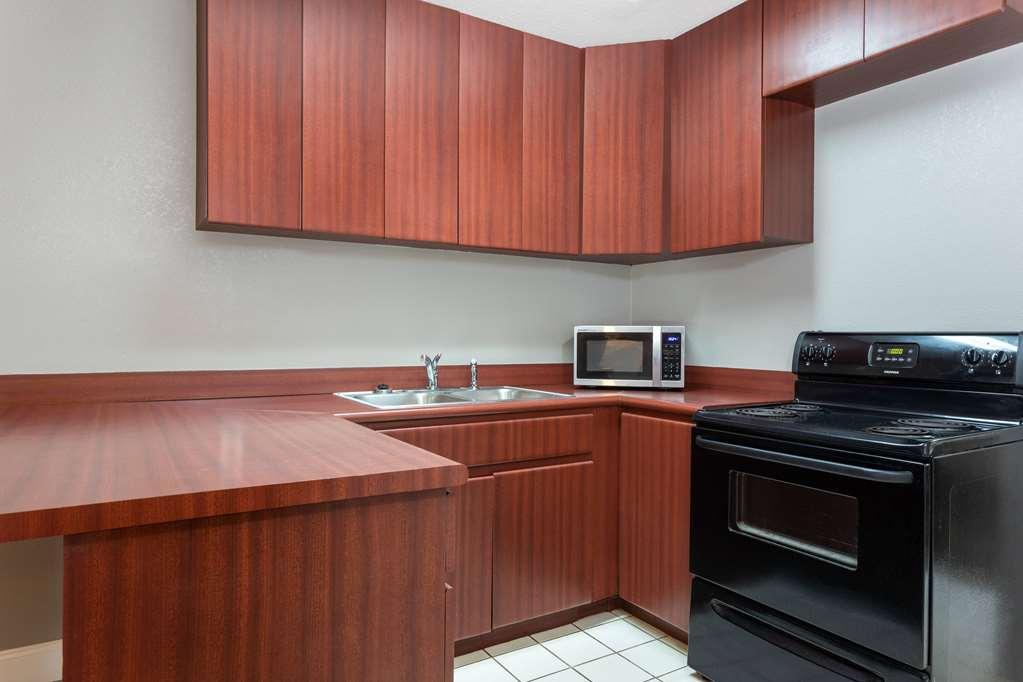 Baymont By Wyndham Marianna Hotel Quarto foto