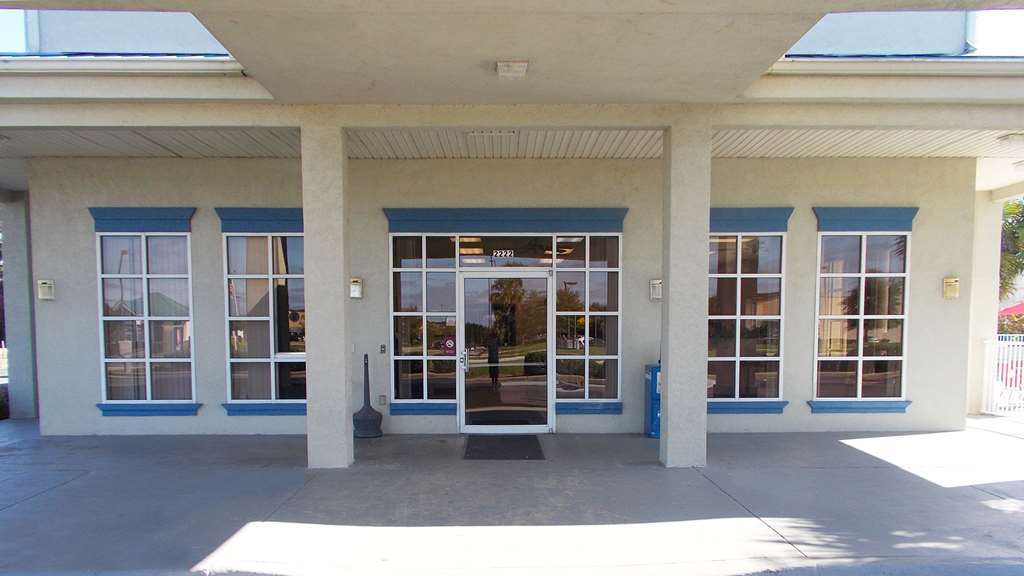 Baymont By Wyndham Marianna Hotel Exterior foto
