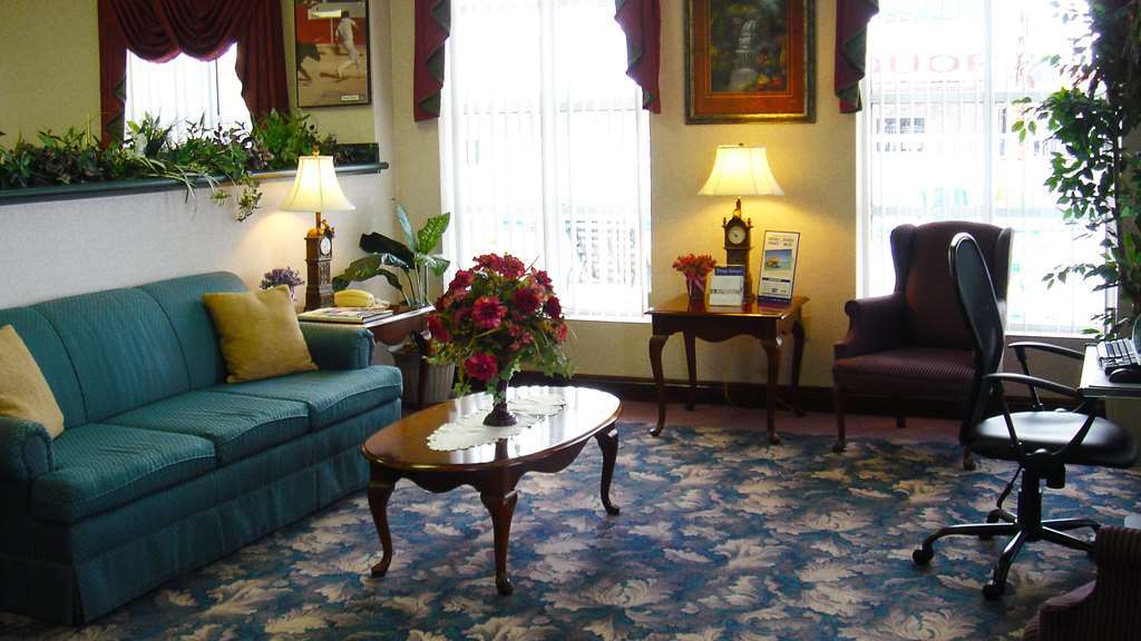 Baymont By Wyndham Marianna Hotel Interior foto